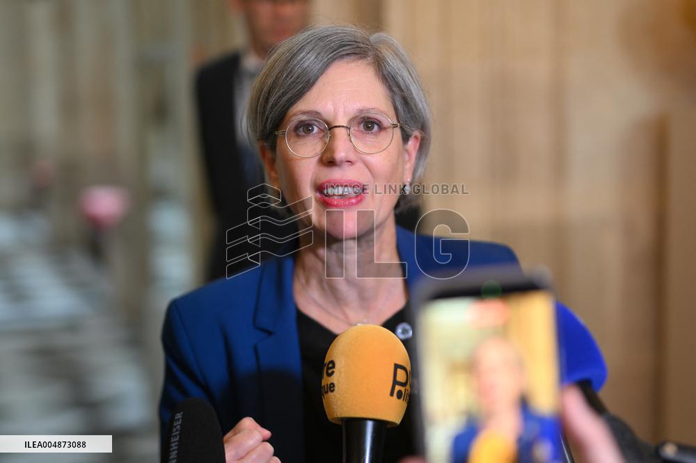 Session Of Questions To The Government At The French Senate - Paris