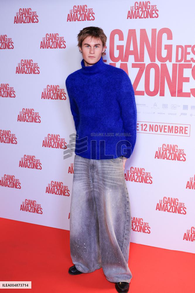 Le Gang Des Amazones Premiere - Paris