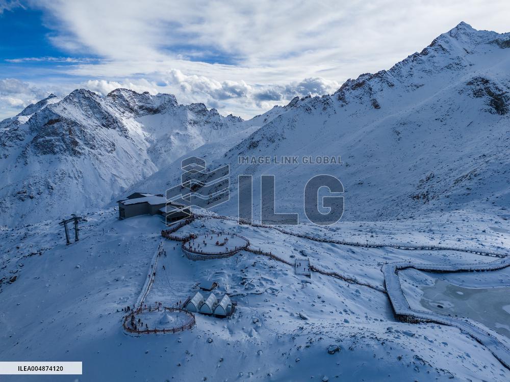 Dagu Glacier Scenic Area