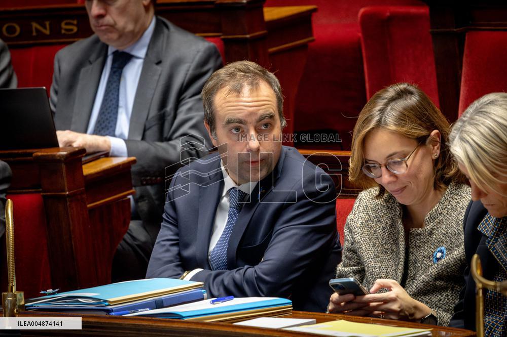 Opening session to discuss France's social security budget - Paris AJ