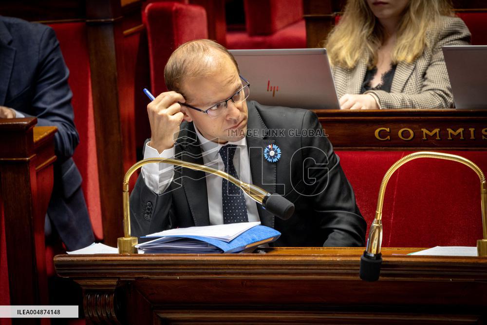 Opening session to discuss France's social security budget - Paris AJ