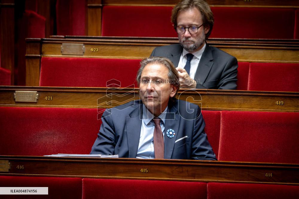 Opening session to discuss France's social security budget - Paris AJ