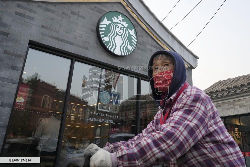 Starbucks to sell control of China business to Boyu