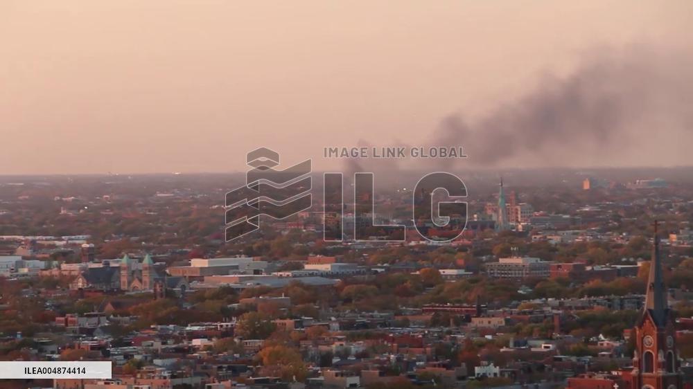 US: Large Fire Erupts in Chicago’s Albany Park Neighborhood