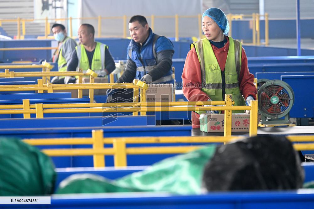 Online Shopping Logistics Peak in China