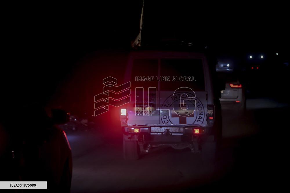 Red Cross Enters Gaza City