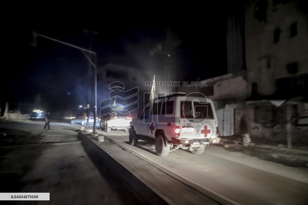 Red Cross Enters Gaza City