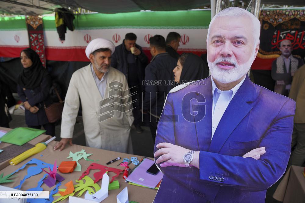 Iranians Rally At Former US Embassy - Tehran