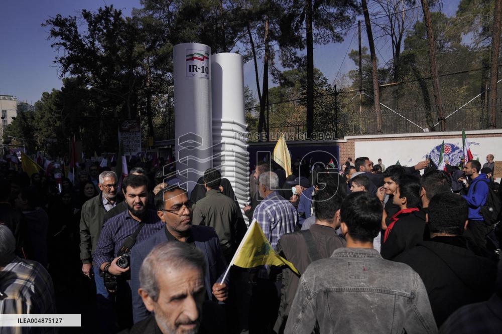 Iranians Rally At Former US Embassy - Tehran