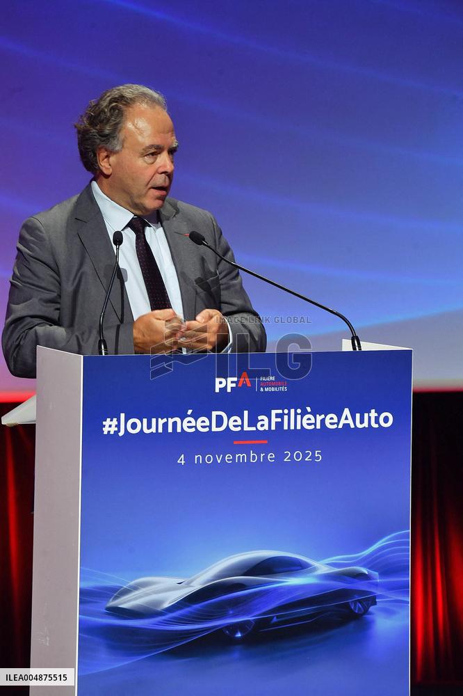 Ministerial Visits to Automotive Industry Day - Paris