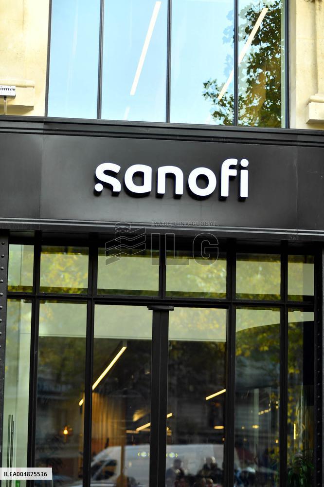 Inter-Union Rally In Front Of Maison Sanofi - Paris