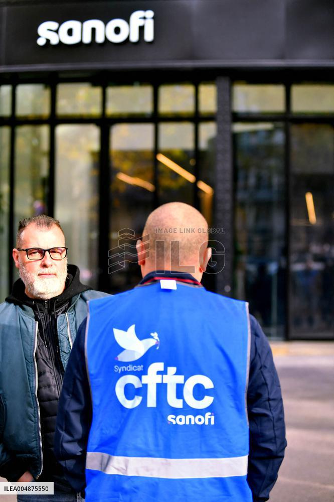 Inter-Union Rally In Front Of Maison Sanofi - Paris