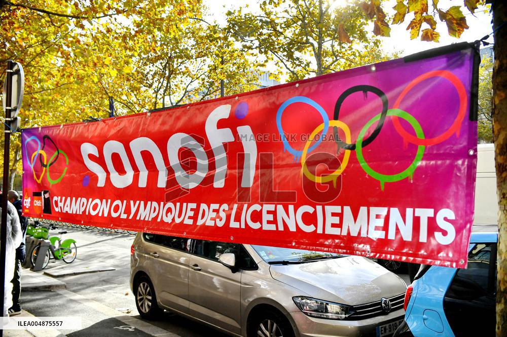 Inter-Union Rally In Front Of Maison Sanofi - Paris