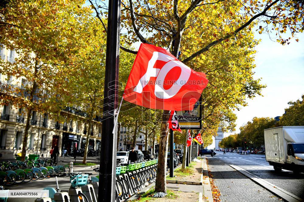 Inter-Union Rally In Front Of Maison Sanofi - Paris