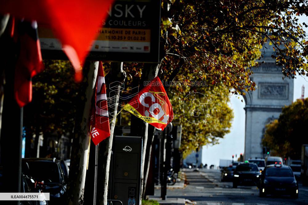 Inter-Union Rally In Front Of Maison Sanofi - Paris