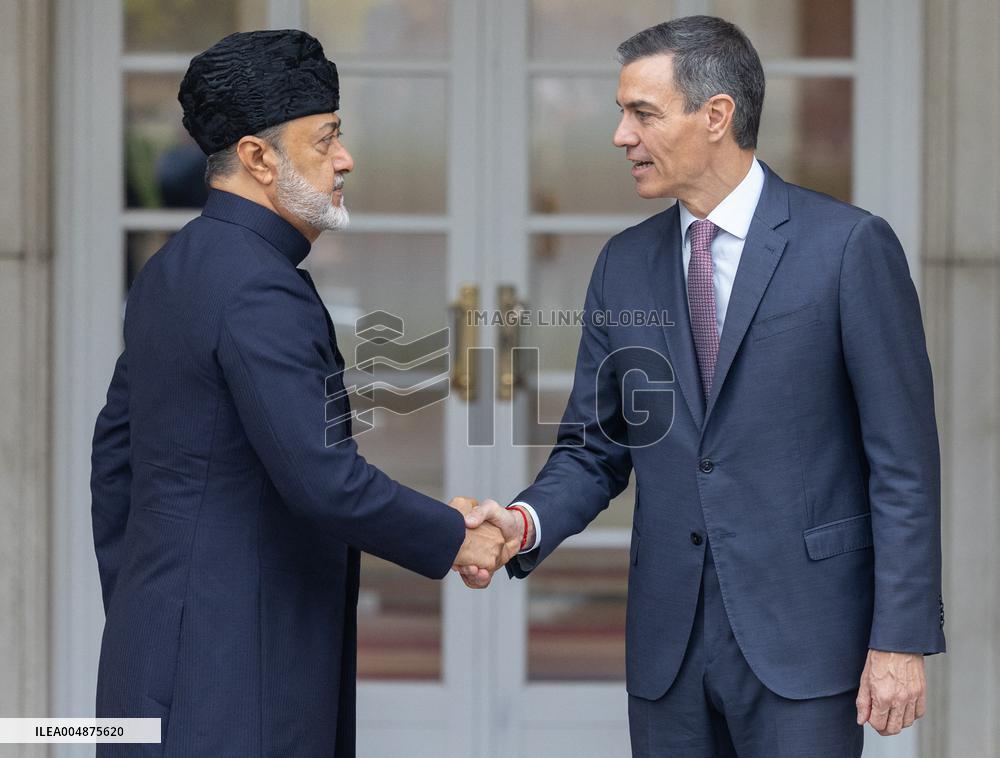 Sanchez receives the Sultan of Oman at Moncloa - Madrid