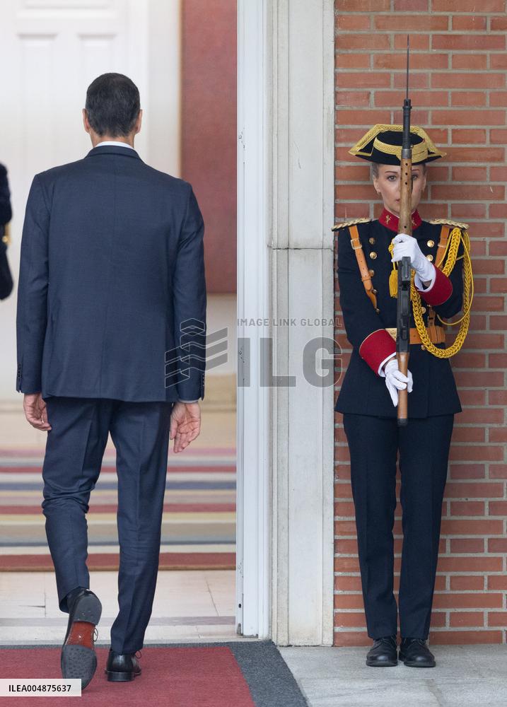 Sanchez receives the Sultan of Oman at Moncloa - Madrid