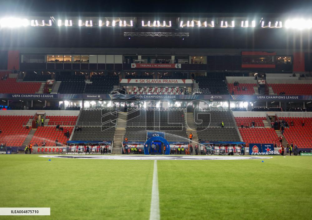 CALCIO - UEFA Champions League - Slavia Praha vs Arsenal