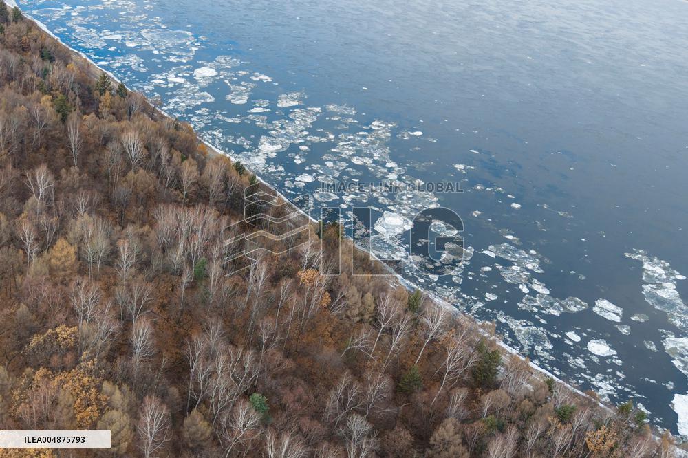 Heilongjiang River Covered in Drifting Ice - China