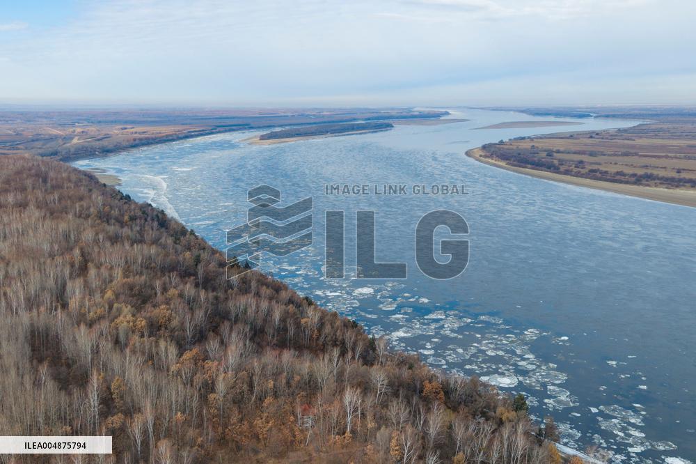 Heilongjiang River Covered in Drifting Ice - China