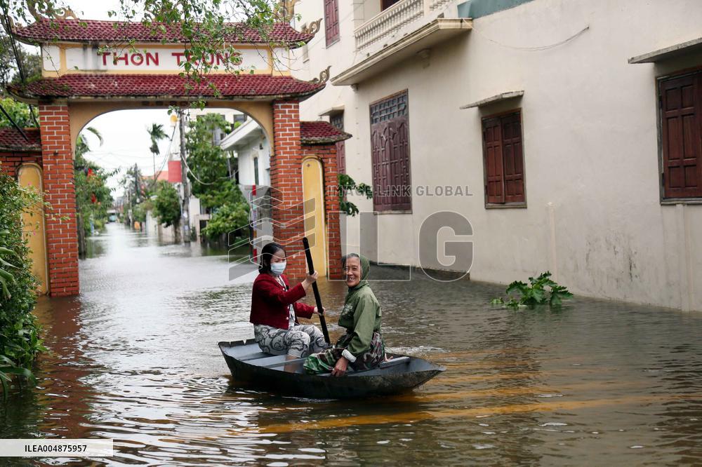 Death Toll Rises to 47 in Central Vietnam Floods