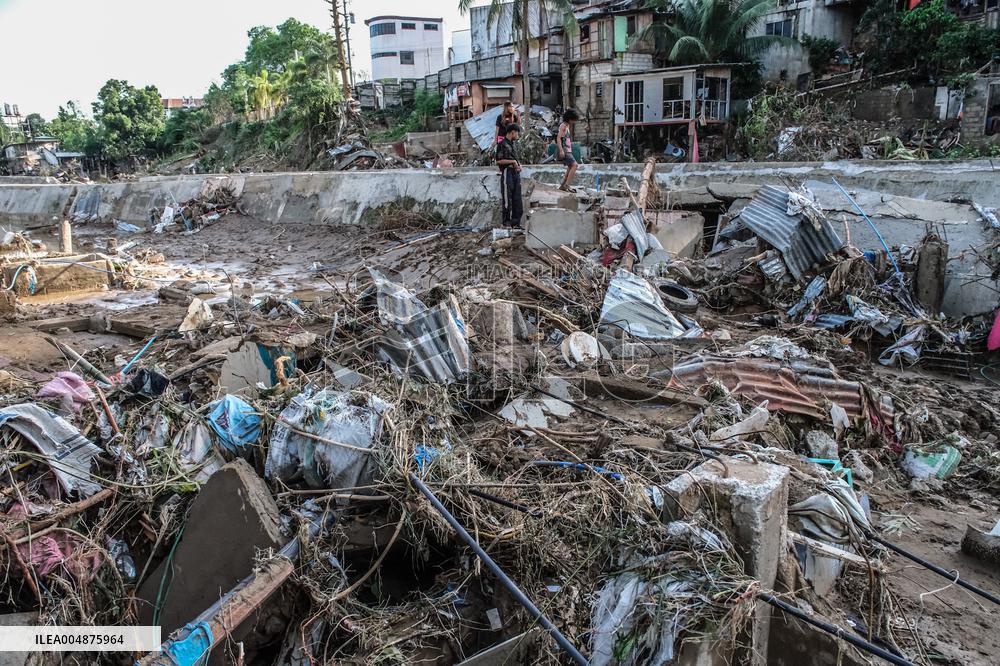 Typhoon Kalmaegi Devastates Central Philippines