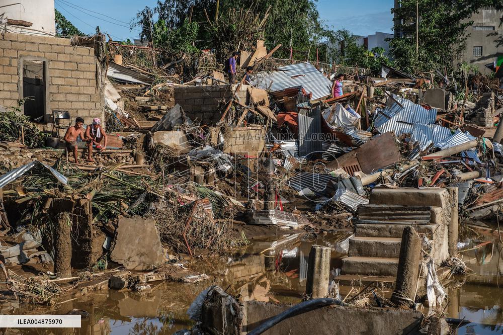 Typhoon Kalmaegi Devastates Central Philippines