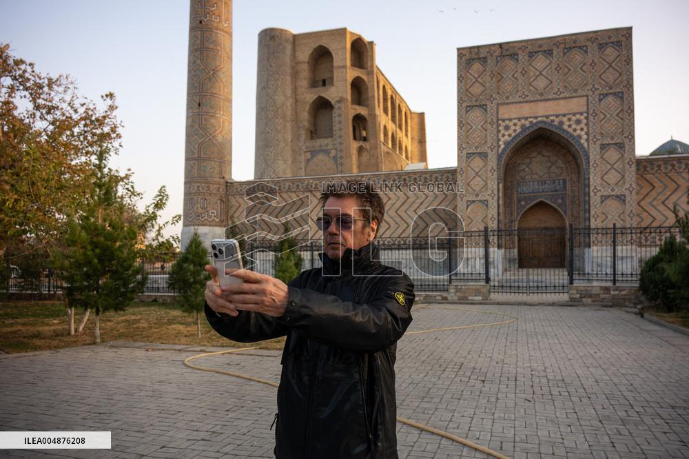 Jean-Michel Jarre Sightseeing - Samarkand