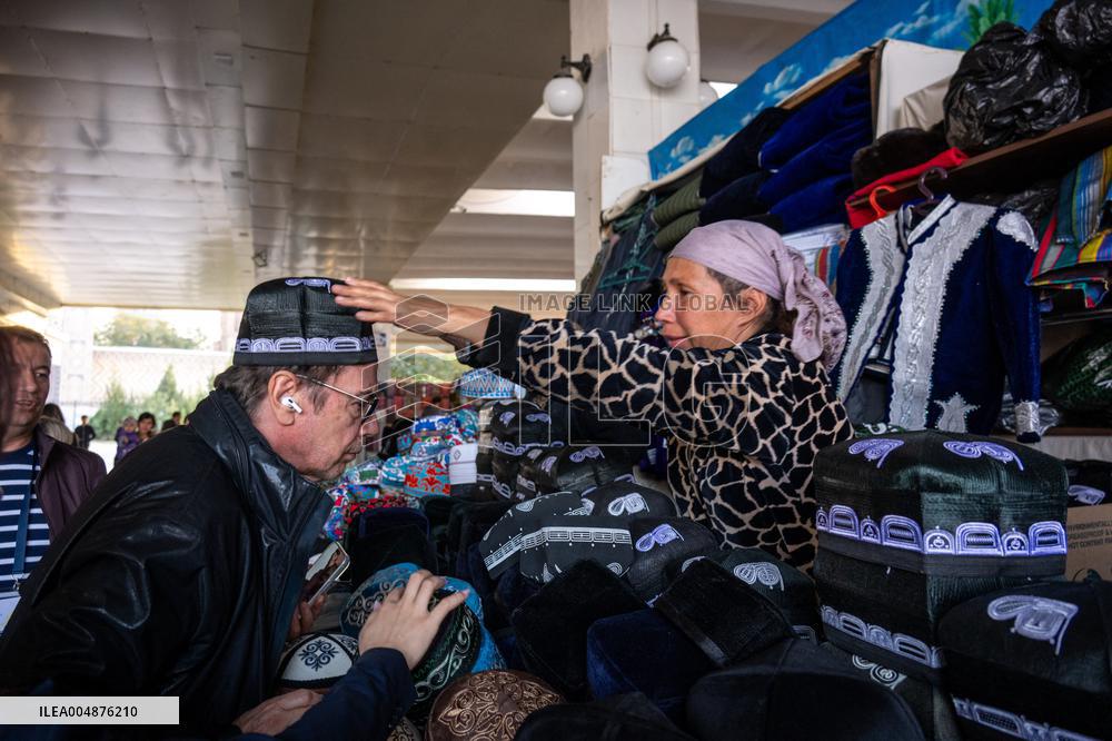 Jean-Michel Jarre Sightseeing - Samarkand