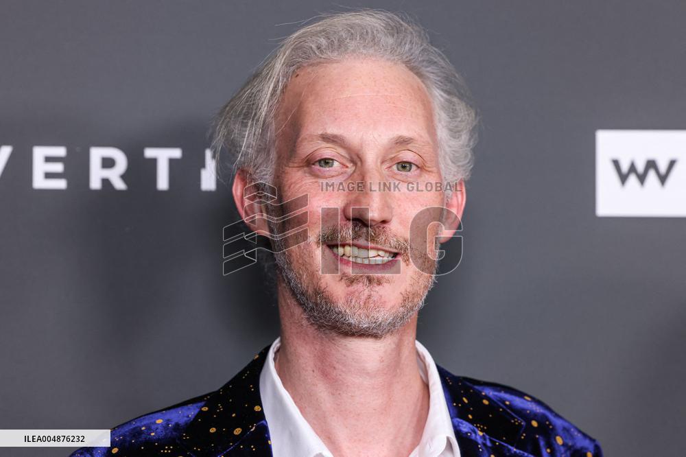 Modi Three Days On The Wing Of Madness Premiere - LA