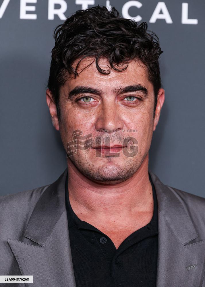 Modi Three Days On The Wing Of Madness Premiere - LA