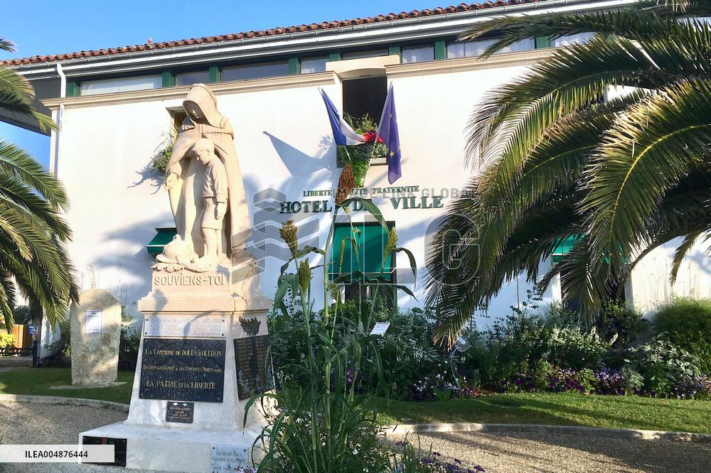 Driver Rams Into Pedestrians in Western France - Island of Oleron
