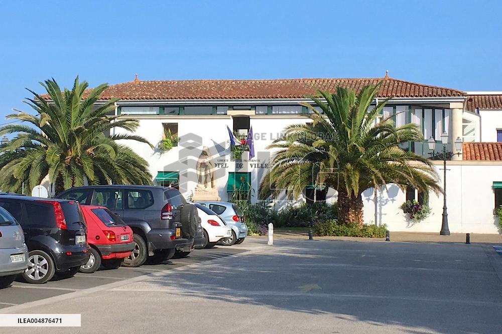 Driver Rams Into Pedestrians in Western France - Island of Oleron