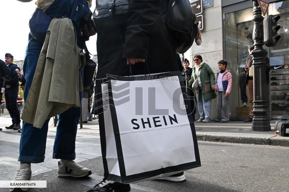Shein Opens at BHV - Paris