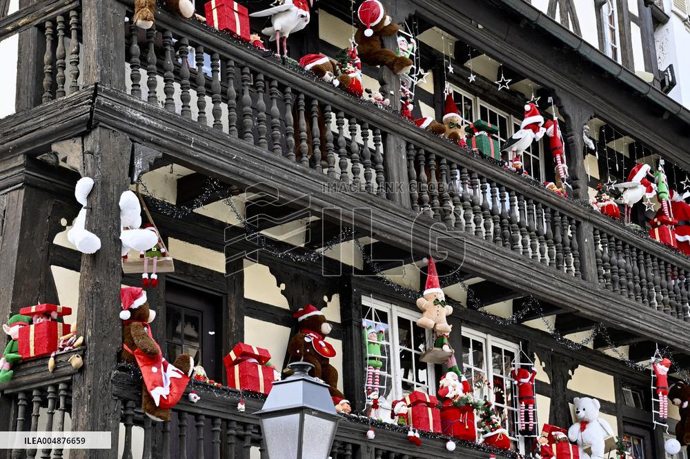 Strasbourg Is Preparing for The Festive Season - France