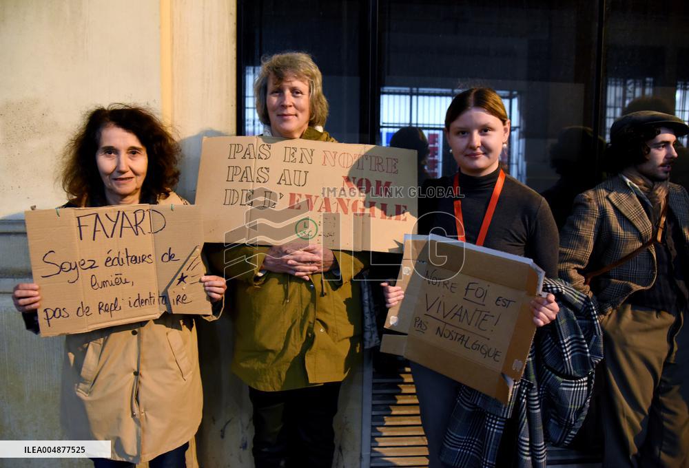 Protests Against Eric Zemmour's Book - Paris