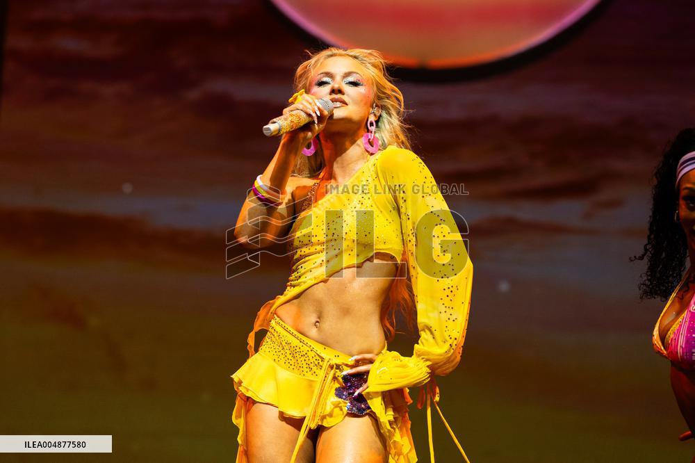 Zara Larsson In Concert - London