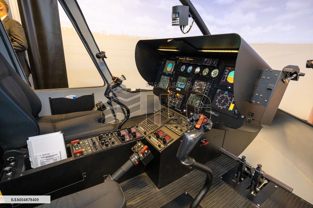 Estonian presidentÂ´s visit to the Estonian Aviation Academy