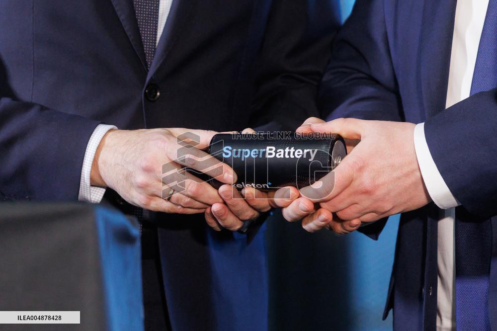 Skeleton Technologies opens plant in Finland