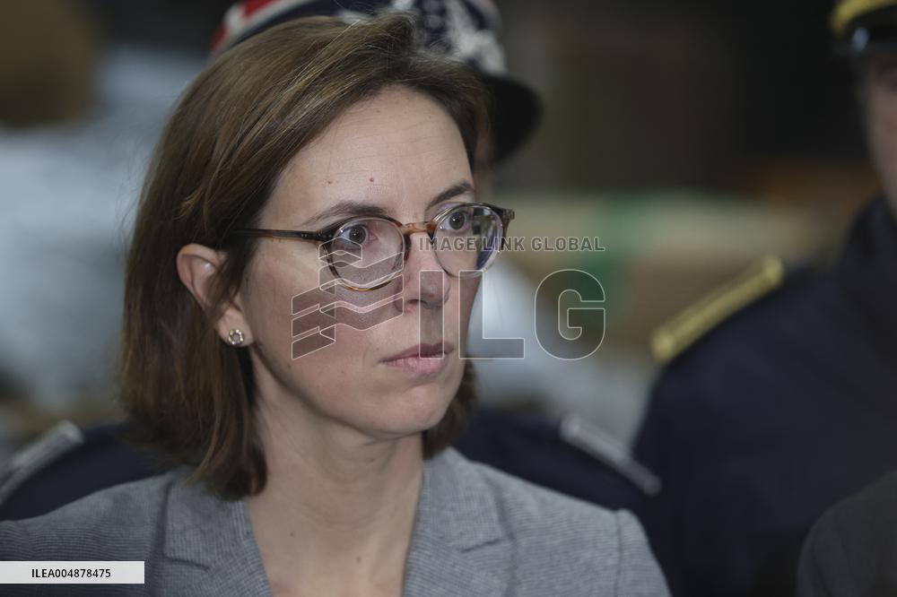 Operation to Inspect Packages from Shein - Paris