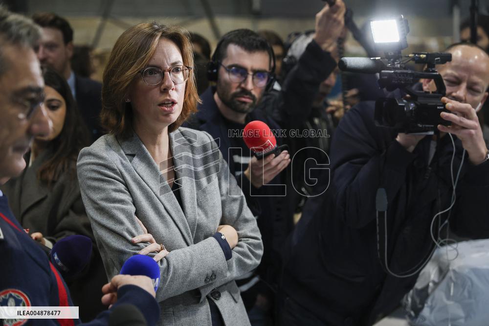 Operation to Inspect Packages from Shein - Paris