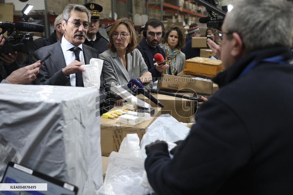 Operation to Inspect Packages from Shein - Paris