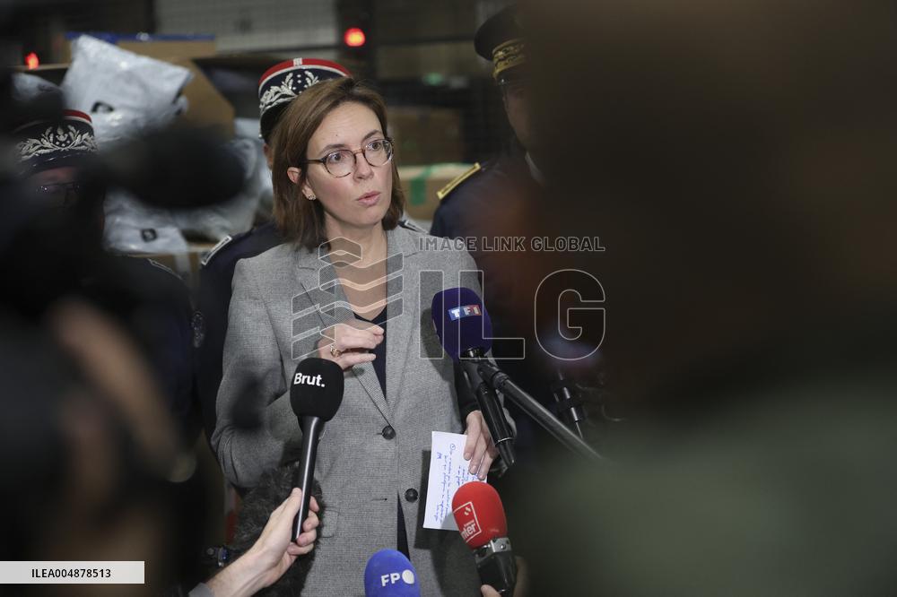 Operation to Inspect Packages from Shein - Paris