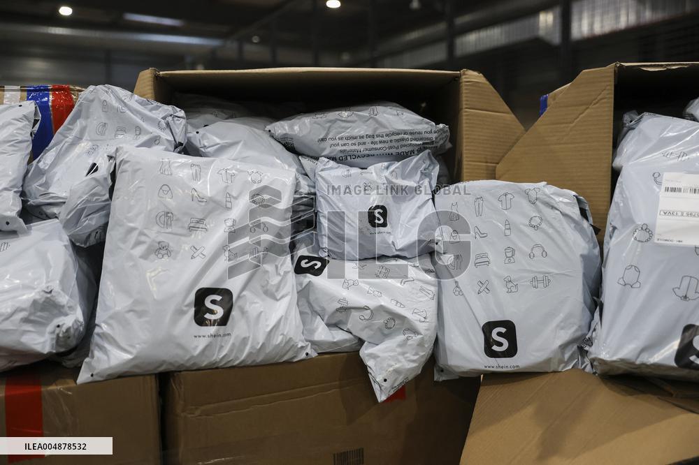 Operation to Inspect Packages from Shein - Paris