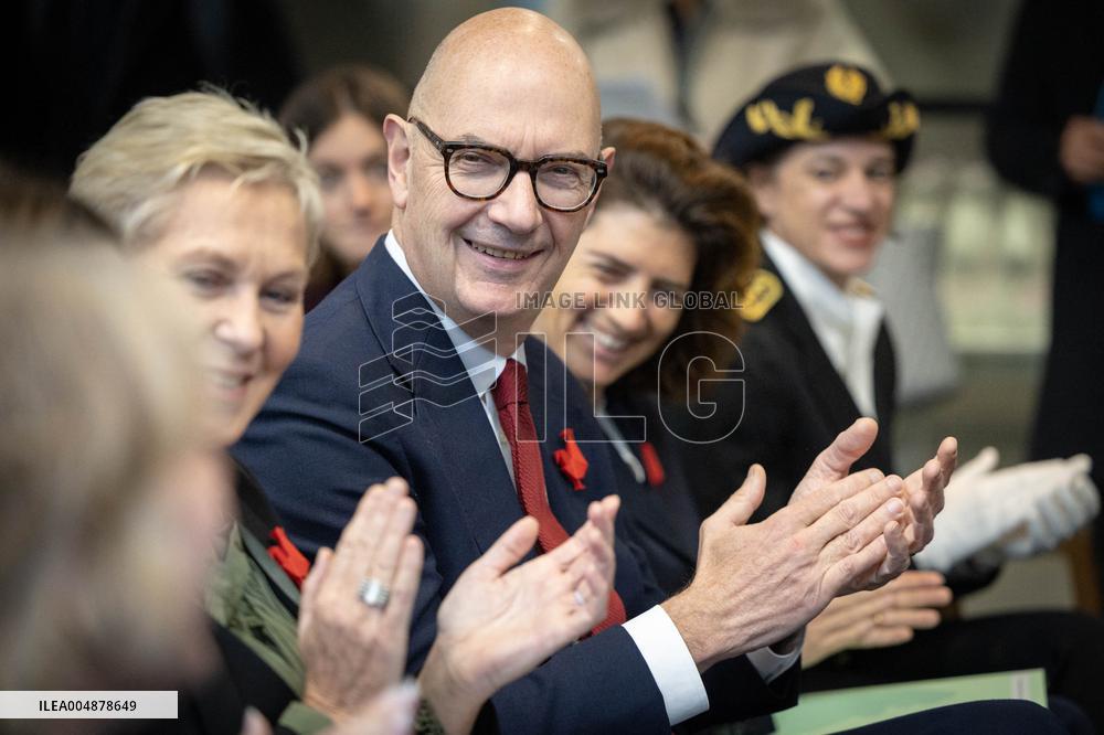 Roland Lescure at the Future4Care Incubator for the French Tech - Paris AJ