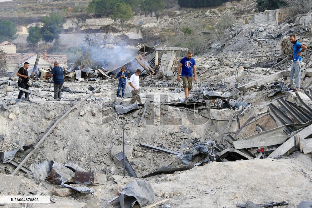 One Dead and Three Injured in An Israeli Air Strike in Southern Lebanon