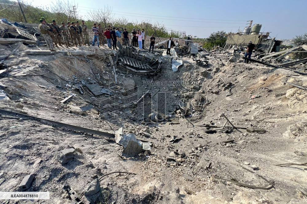 One Dead and Three Injured in An Israeli Air Strike in Southern Lebanon