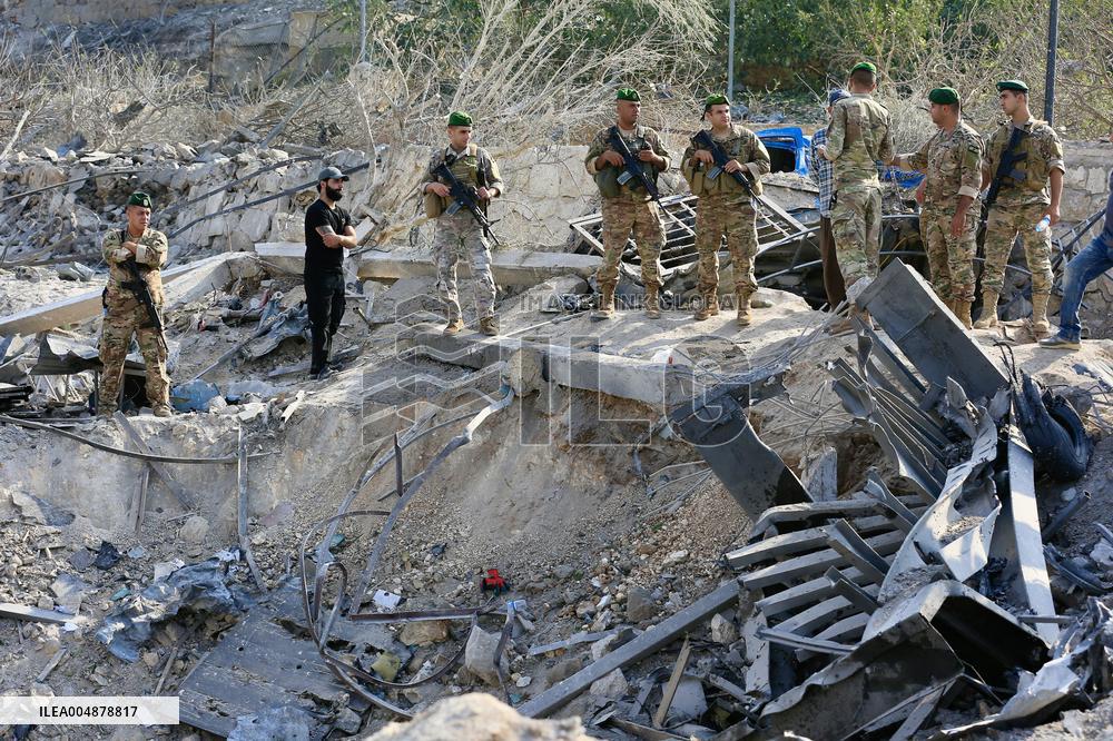 One Dead and Three Injured in An Israeli Air Strike in Southern Lebanon