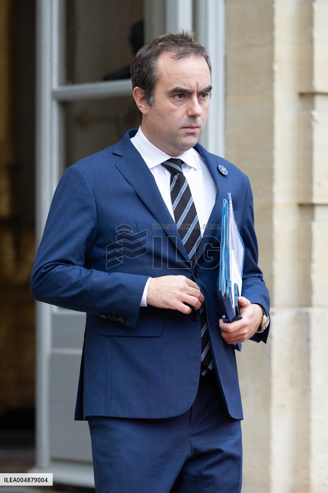 Prime Minister Meets with Regional Presidents - Versailles