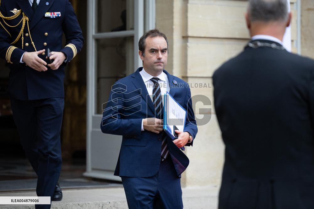 Prime Minister Meets with Regional Presidents - Versailles